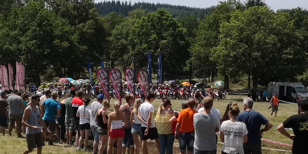 Terrain de motocross à Vassivière — photo 2