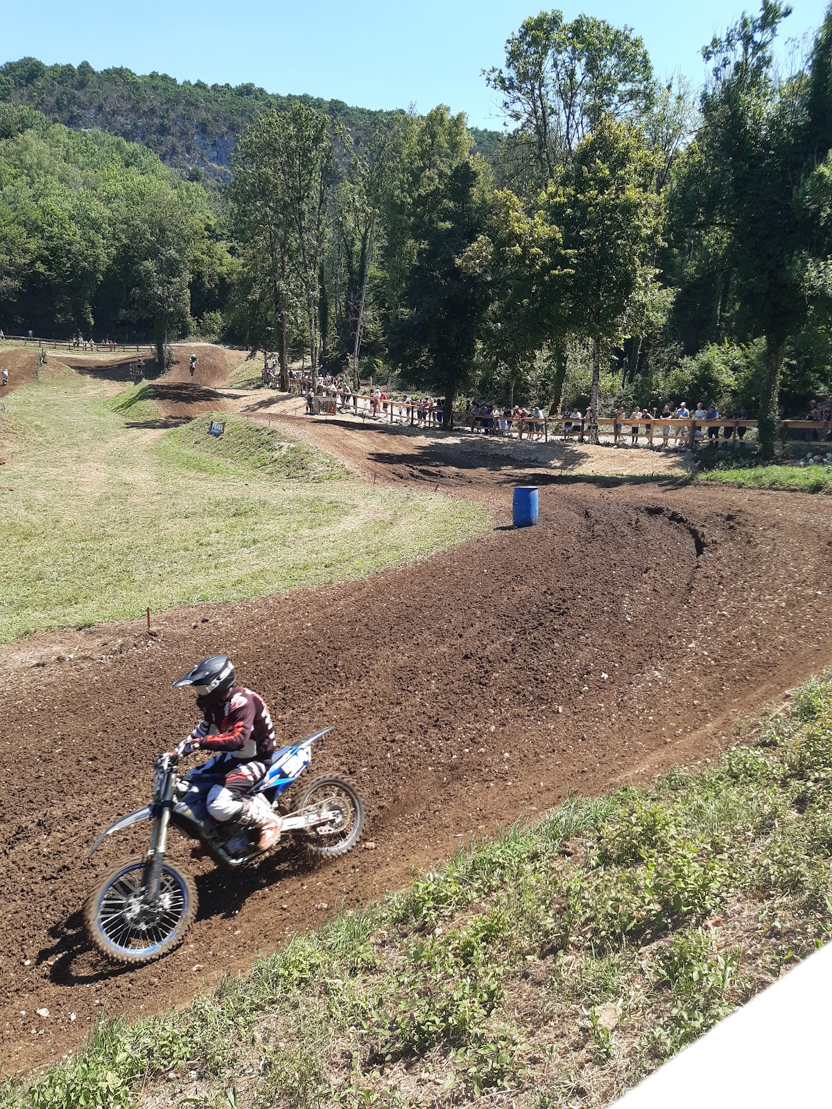 Terrain de motocross à Moirans-En-Montagne — photo 3