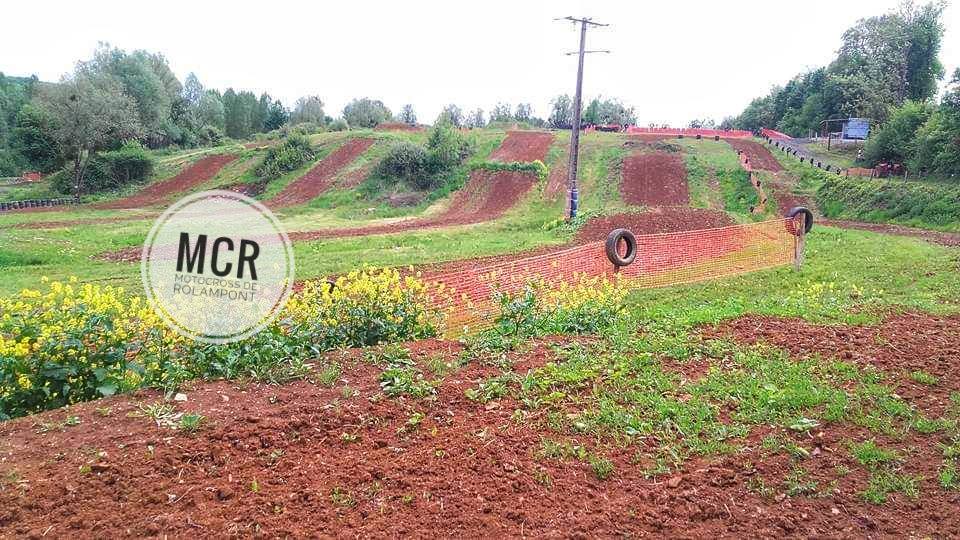 Terrain de motocross à Rolampont