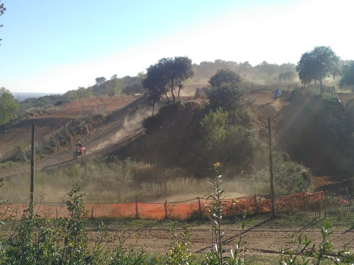 Terrain de motocross à Bellegarde