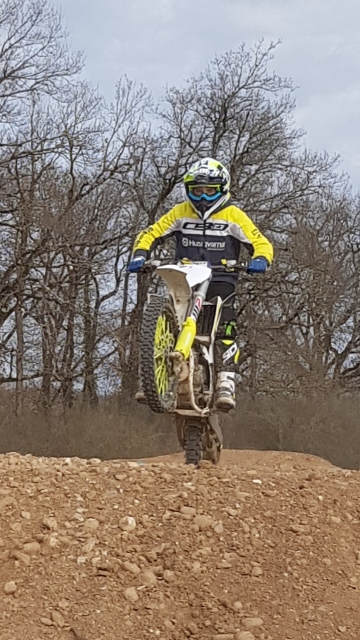 Terrain de motocross à Mirepoix-Sur-Tarn — photo 1
