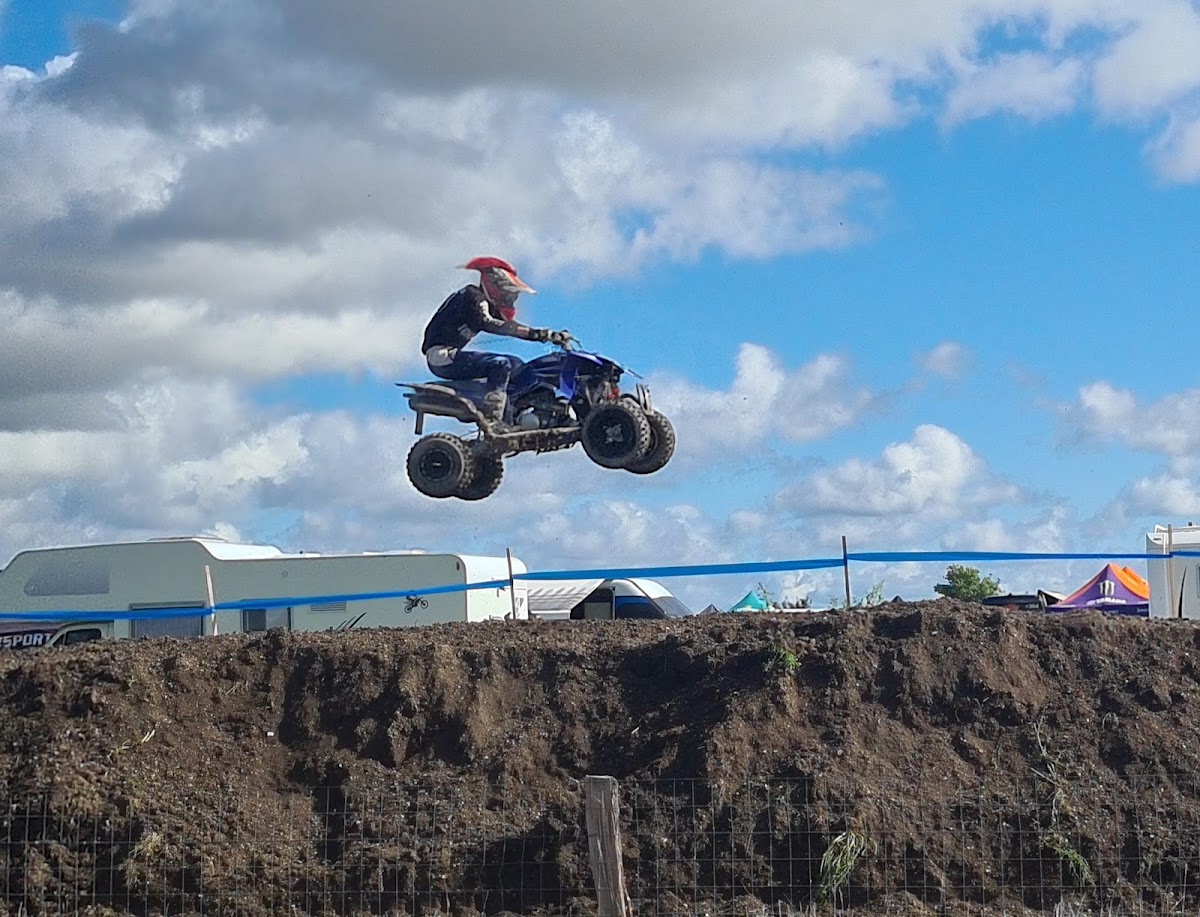 Terrain de motocross à Montmorency-Beaufort — photo 3