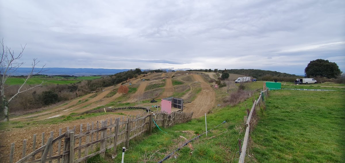 Terrain de motocross à Alairac
