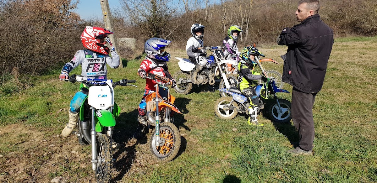 Terrain de motocross à Bruguières — photo 4