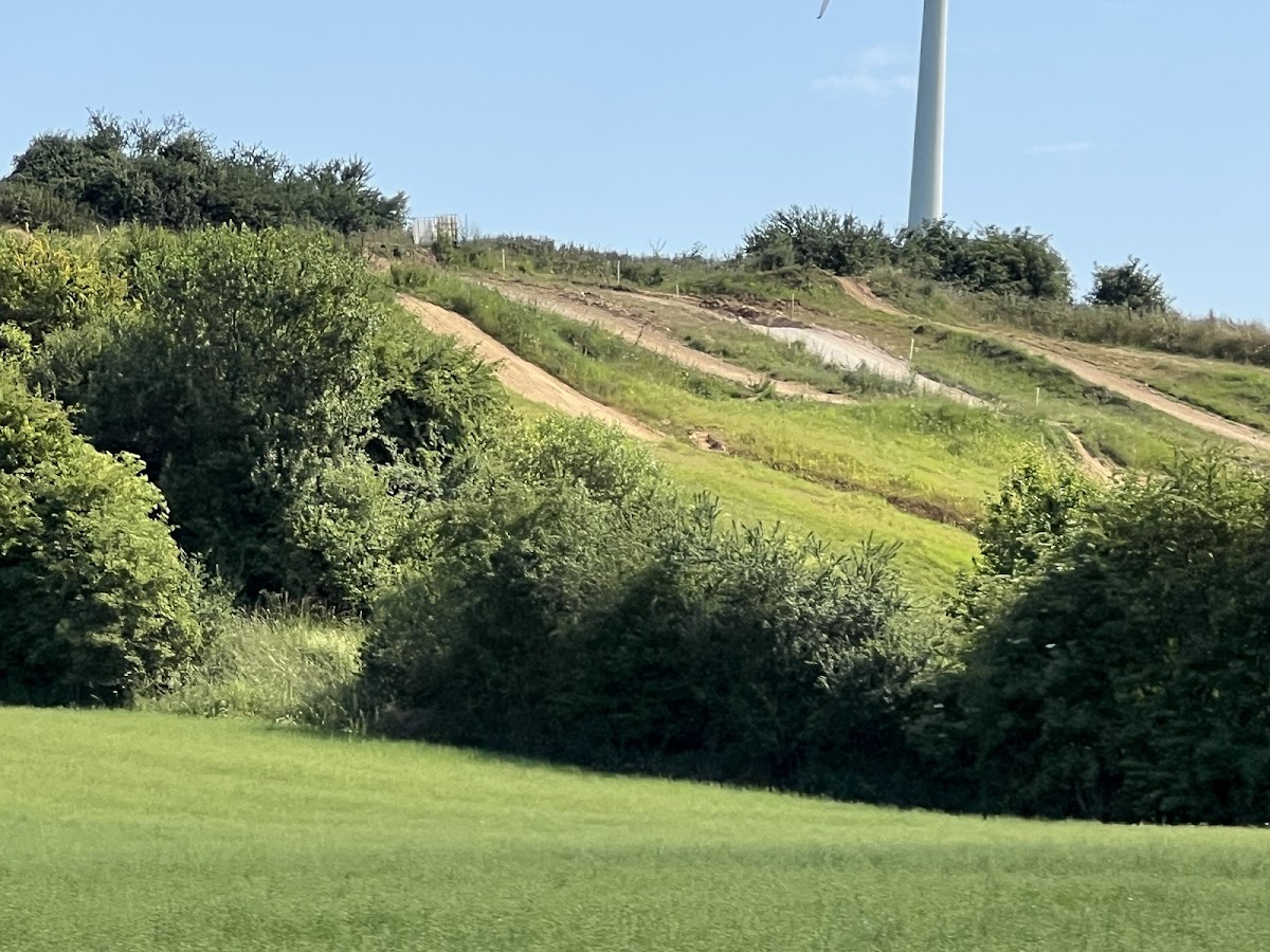 Terrain de motocross à Le Boisle — photo 1