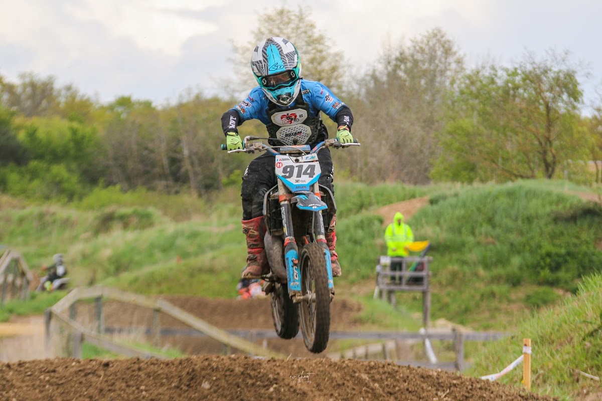 Terrain de motocross à Nouan-le-Fuzelier — photo 1