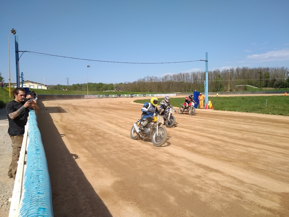 Terrain de motocross à Mâcon