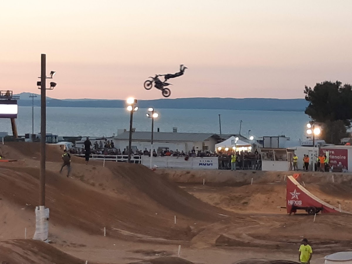 Terrain de motocross à Châteauneuf-Les-Martigues — photo 4
