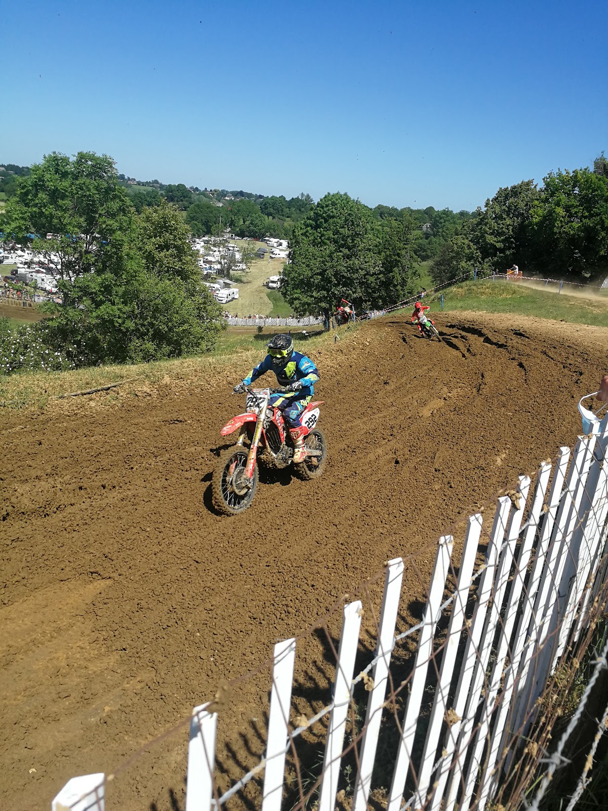 Terrain de motocross à Avesnes-Sur-Helpe
