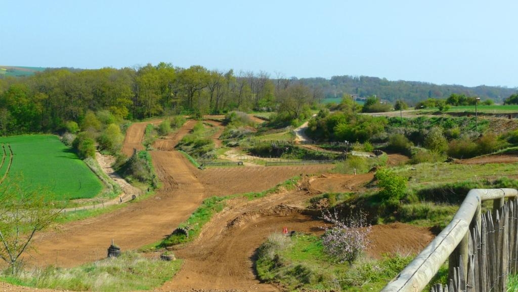 Terrain de motocross à Vincy-Manœuvre