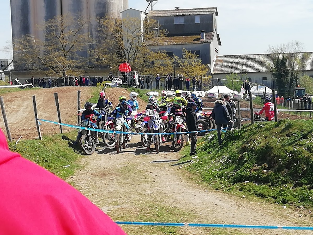 Terrain de motocross à Dompierre-Sur-Mer — photo 1
