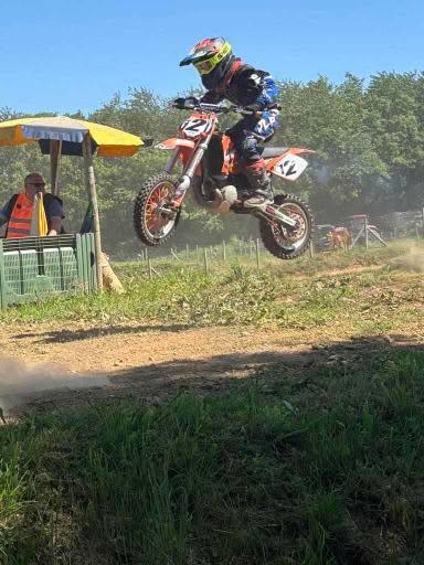 Terrain de motocross à Ouzilly — photo 2