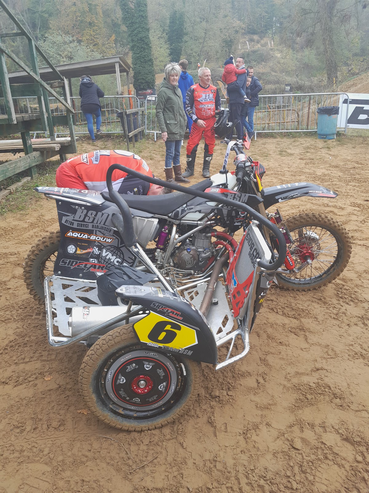 Terrain de motocross à Amigny-Rouy — photo 3