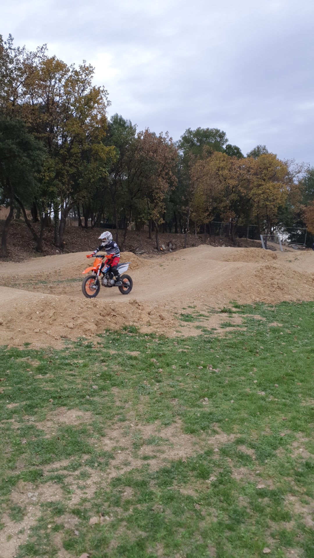 Terrain de motocross à Villevieille — photo 4