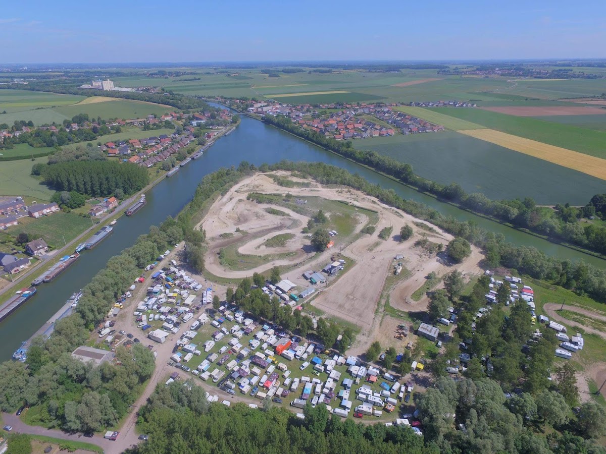 Terrain de motocross à Arleux — photo 1