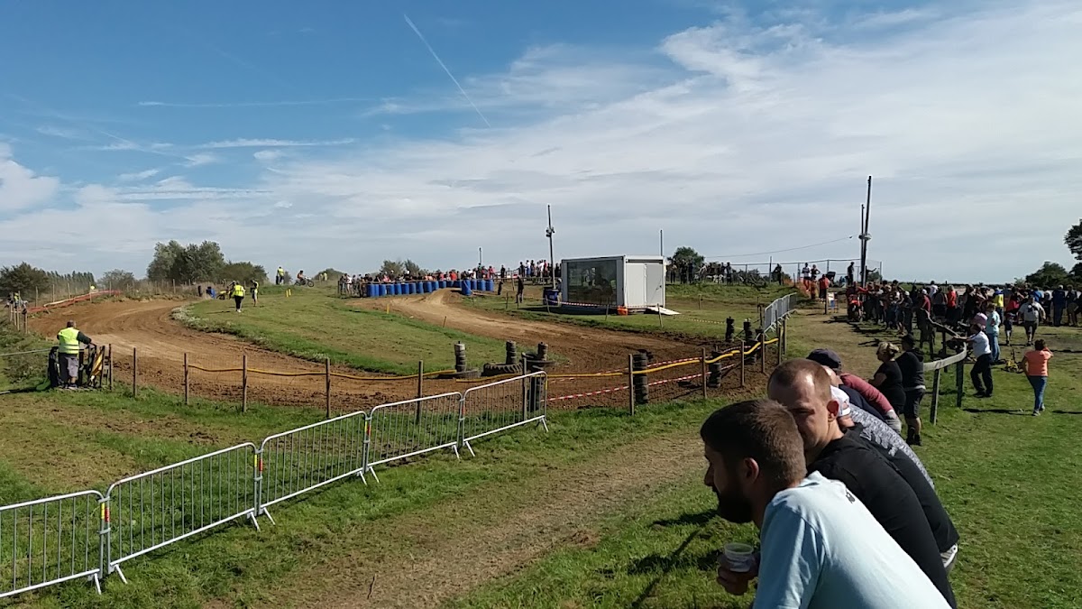Terrain de motocross à Bailleul — photo 2