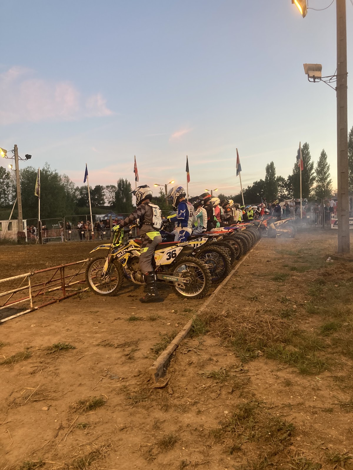 Terrain de motocross à Isbergues — photo 2