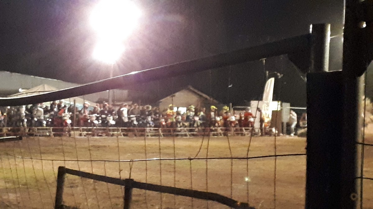 Terrain de motocross à Isbergues — photo 3