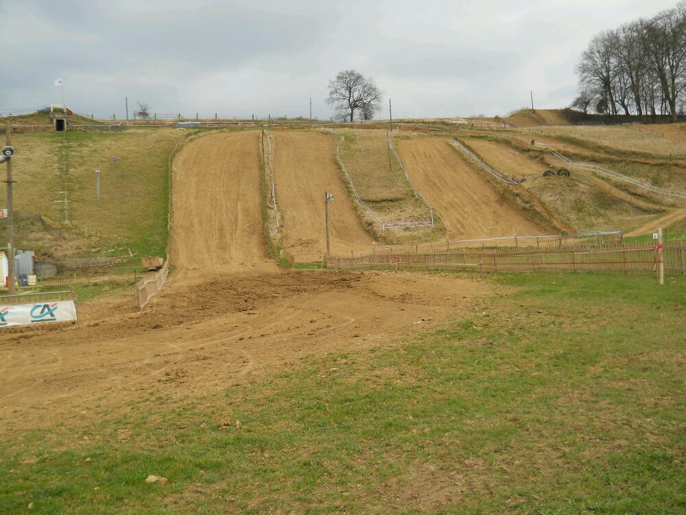 Terrain de motocross à Blargies — photo 1