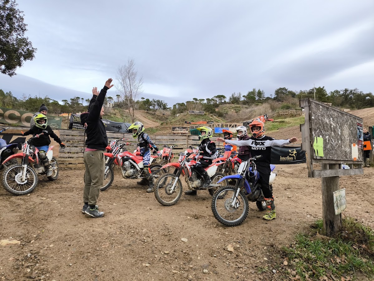 Terrain de motocross à Callian — photo 1