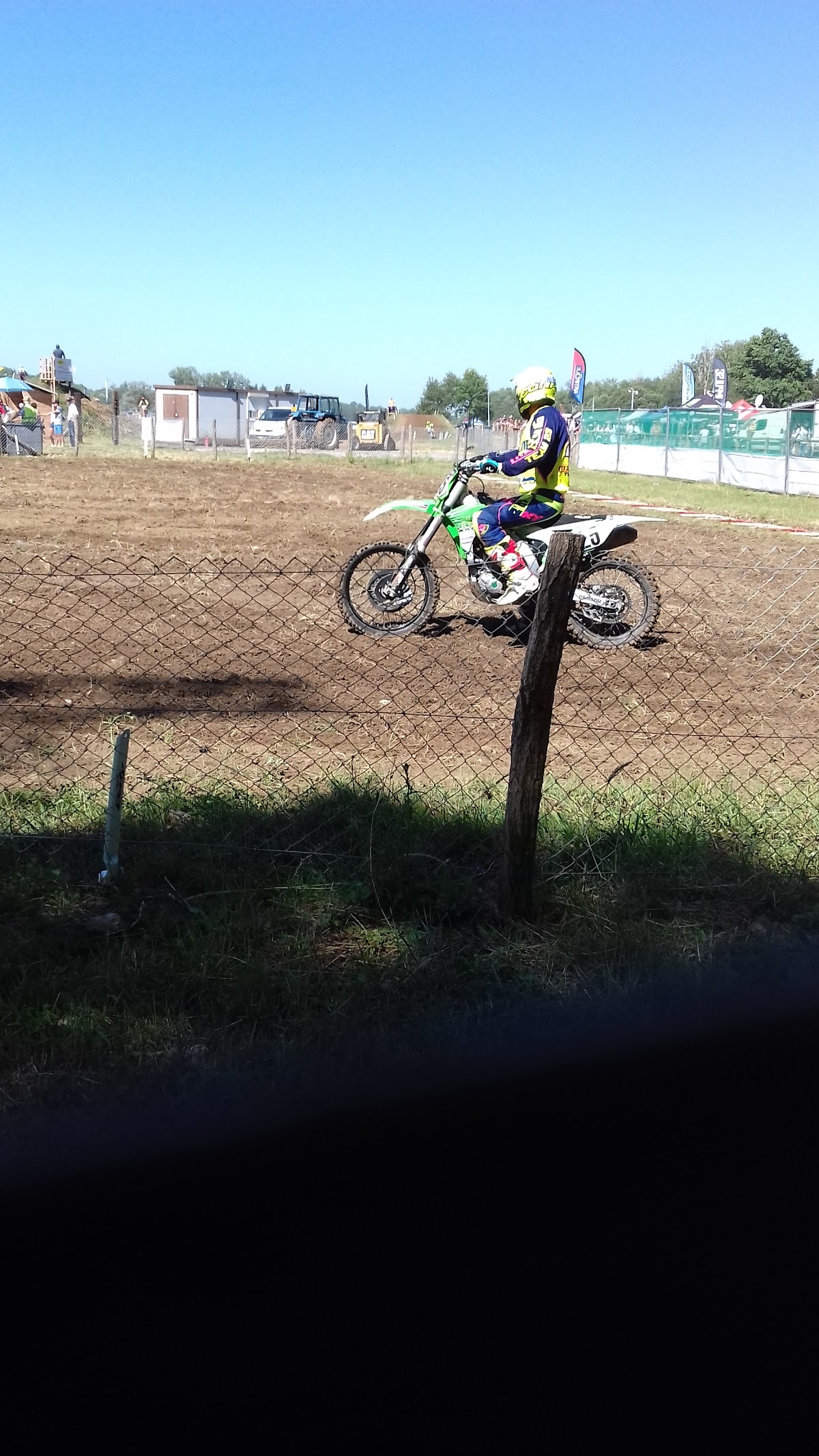 Terrain de motocross à Lussault-Sur-Loire — photo 2