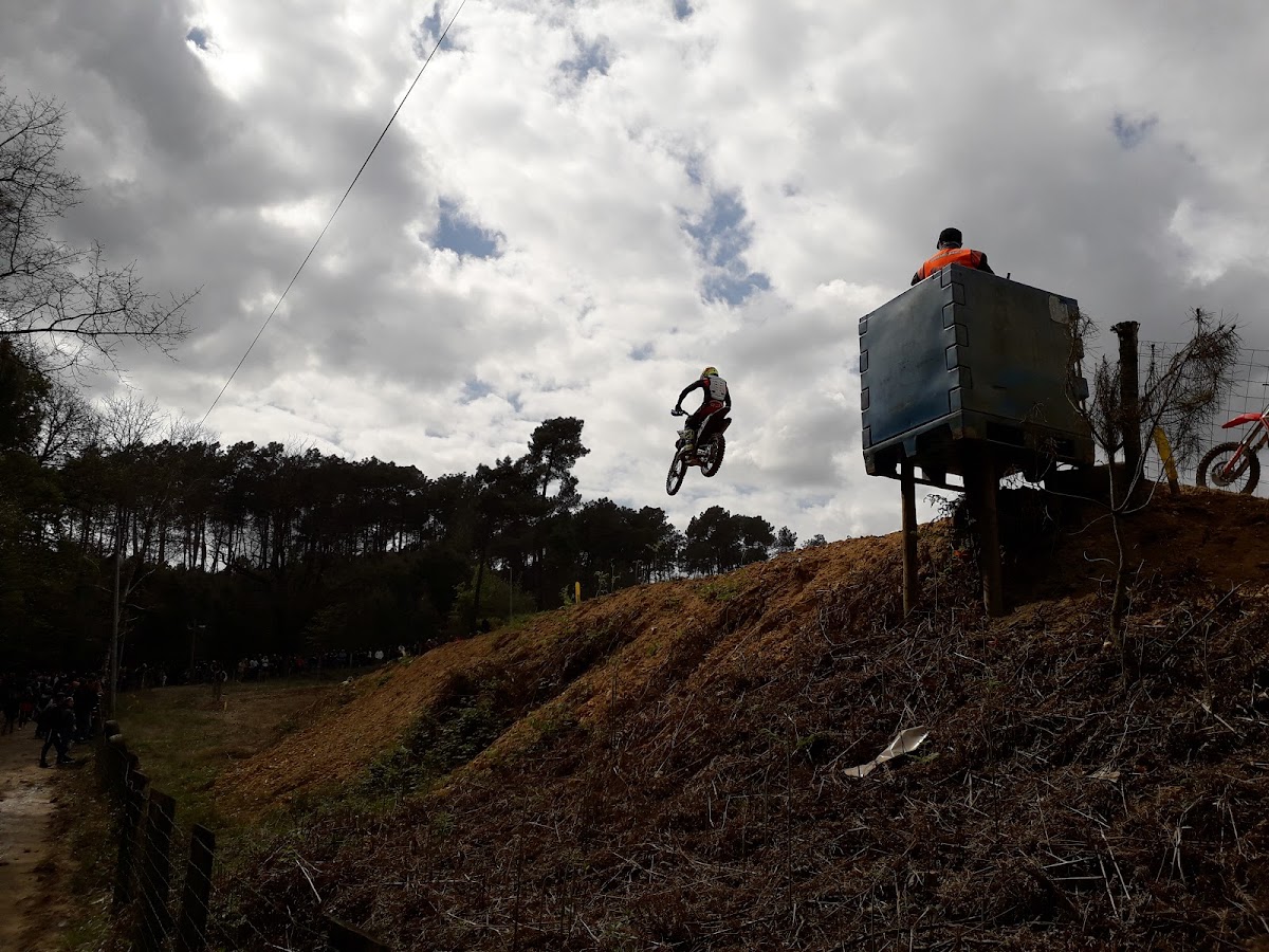 Terrain de motocross à Vaas