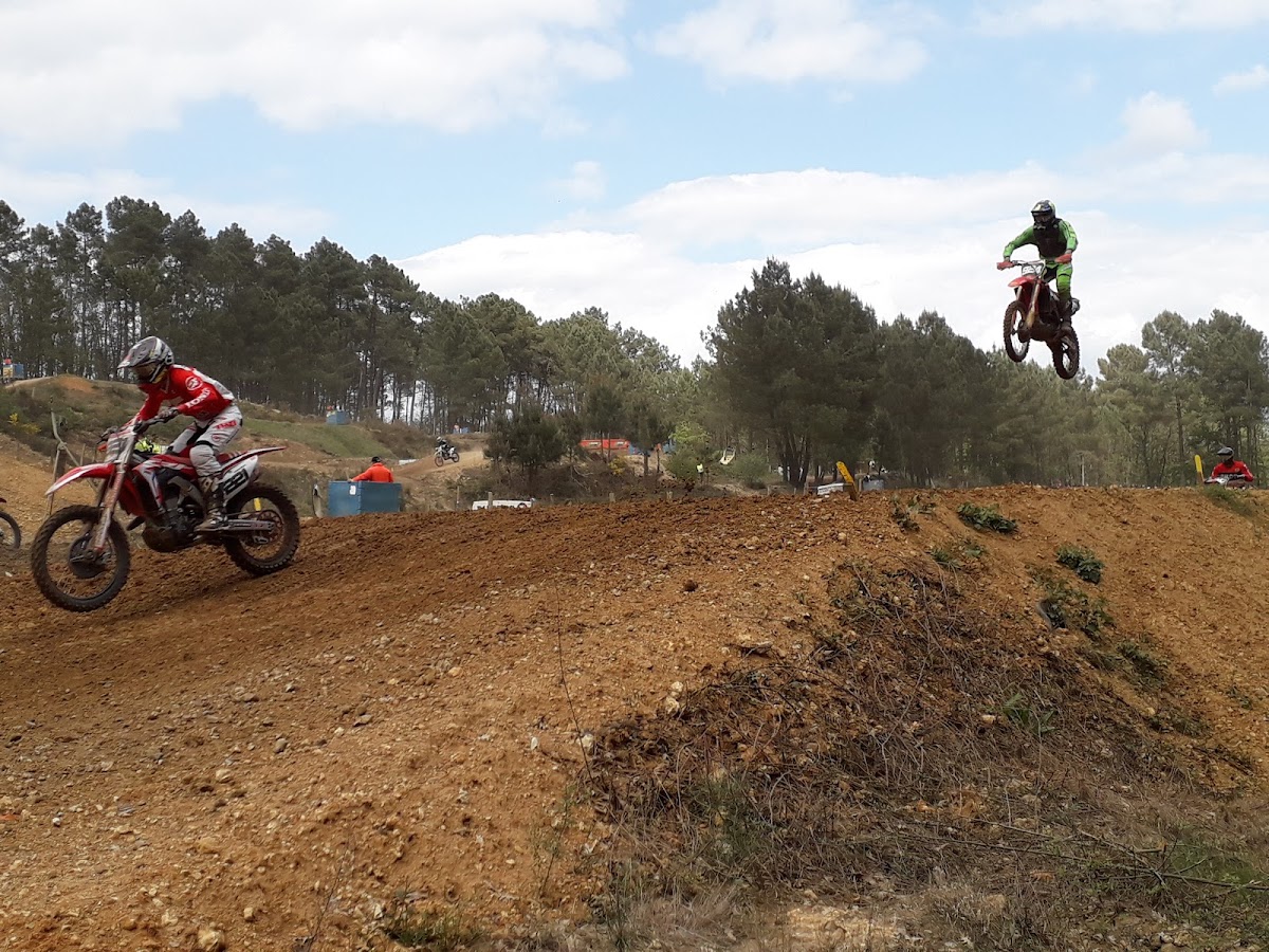 Terrain de motocross à Vaas — photo 3