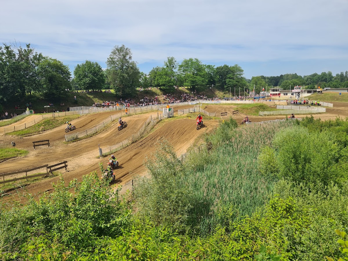Terrain de motocross à Mothern
