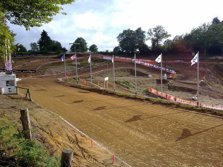 Terrain de motocross à Brigueuil — photo 1