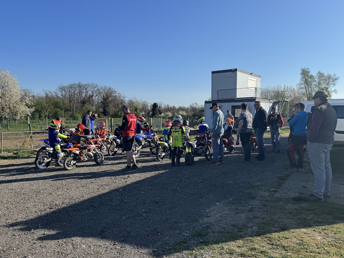 Terrain de motocross à Rixheim — photo 3