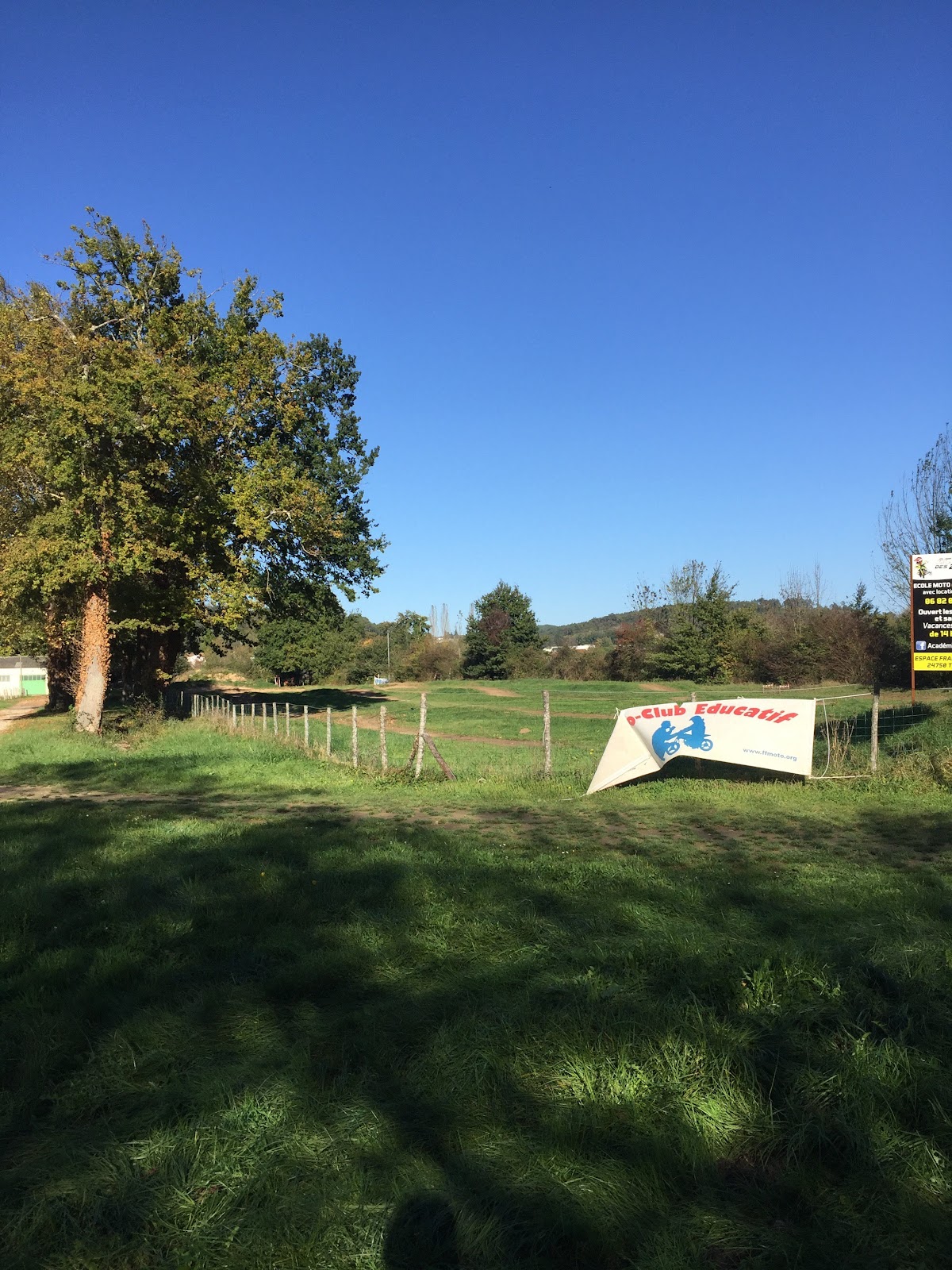 Terrain de motocross à Trélissac — photo 3