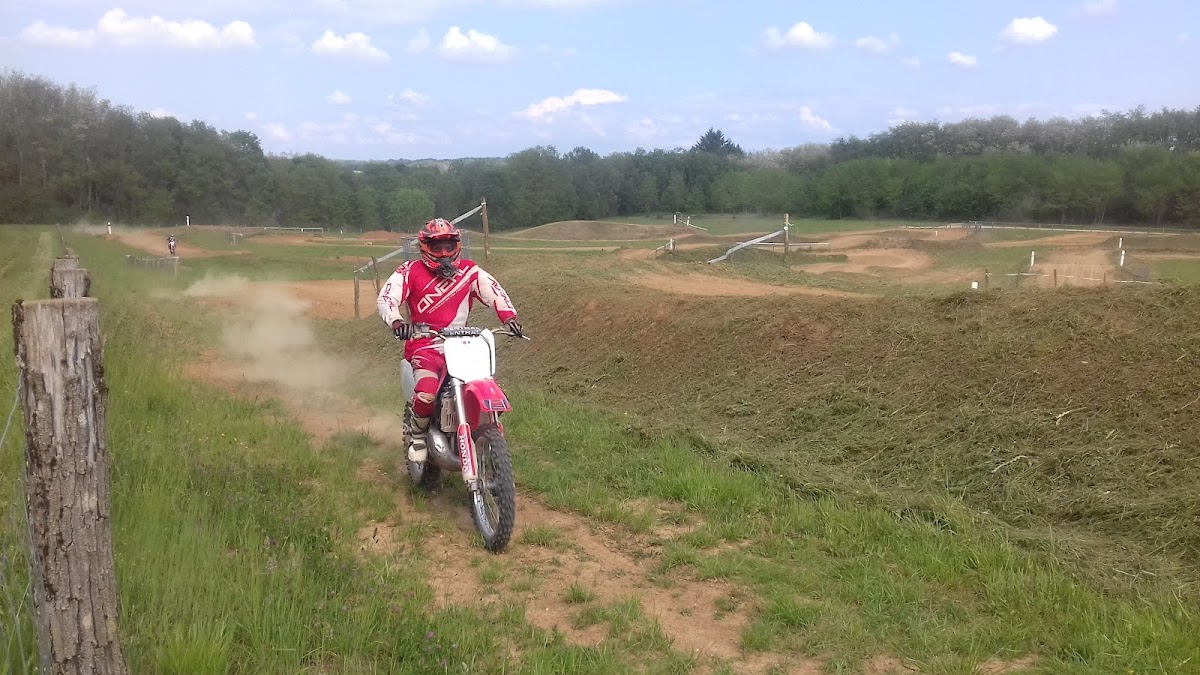 Terrain de motocross à Port-Sur-Saône