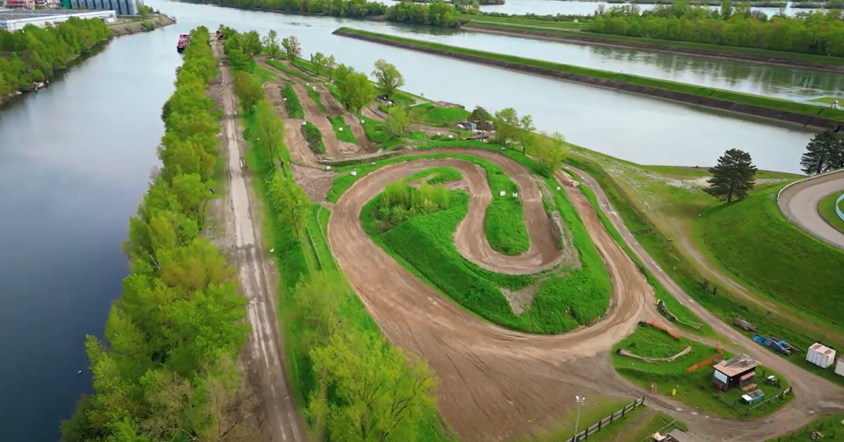 Terrain de motocross à Strasbourg — photo 1