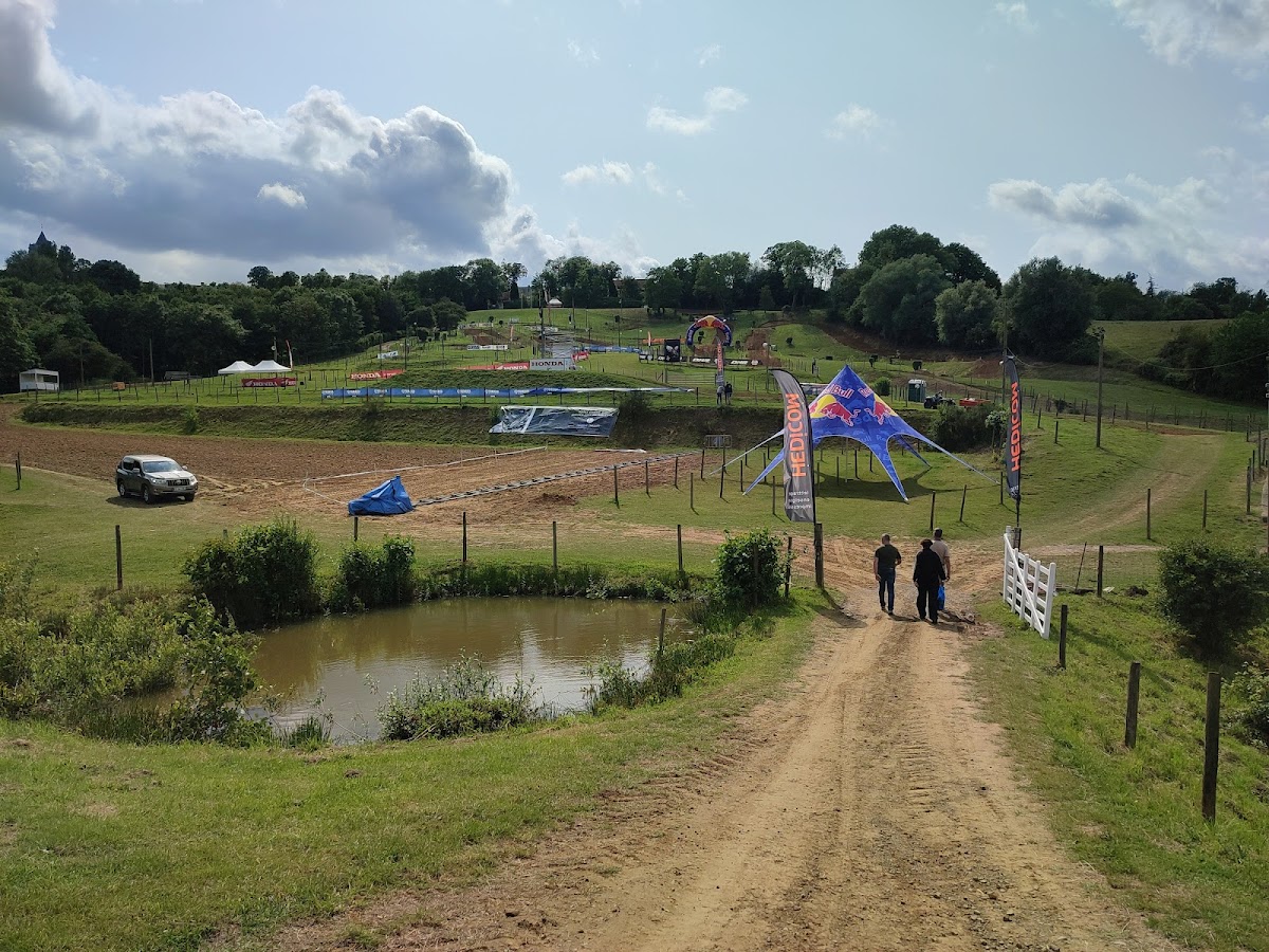 Terrain de motocross à Cassel — photo 2