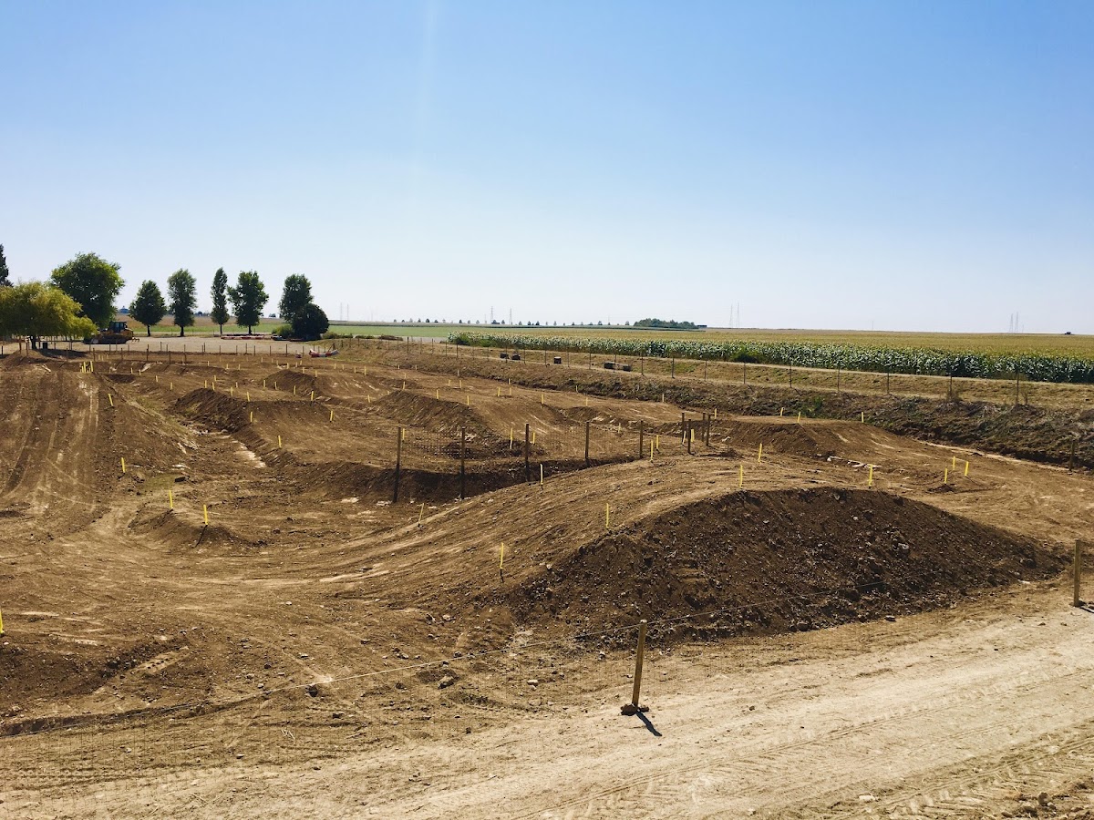 Terrain de motocross à Guilleville — photo 2
