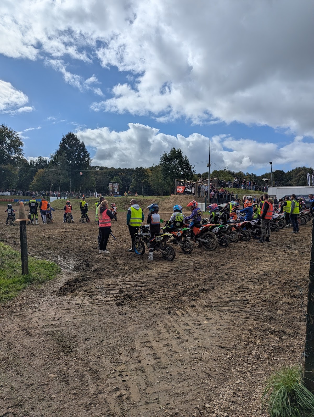 Terrain de motocross à Miniac-Morvan