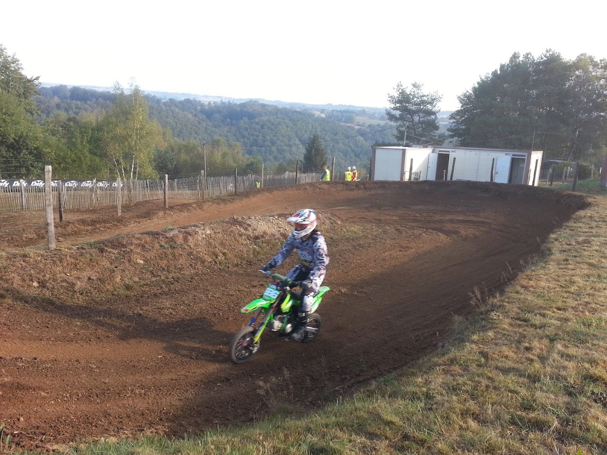 Terrain de motocross à Messeix