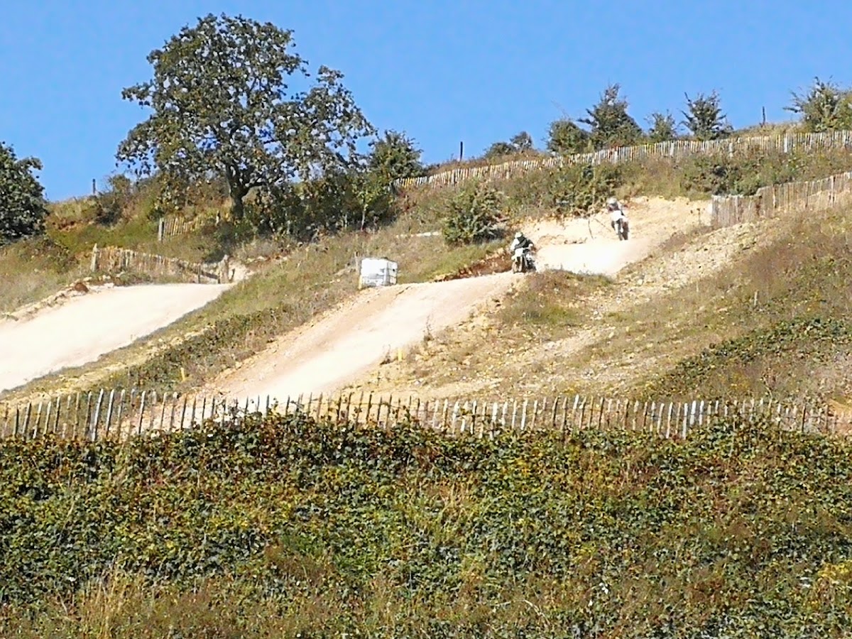 Terrain de motocross à Londinières — photo 1