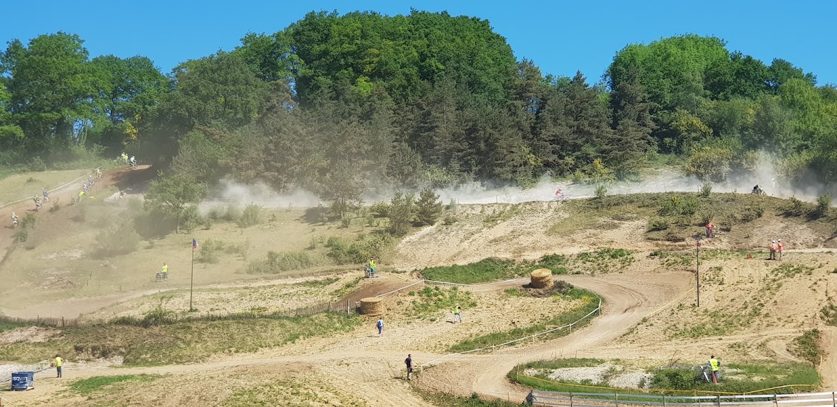 Terrain de motocross à Gasny