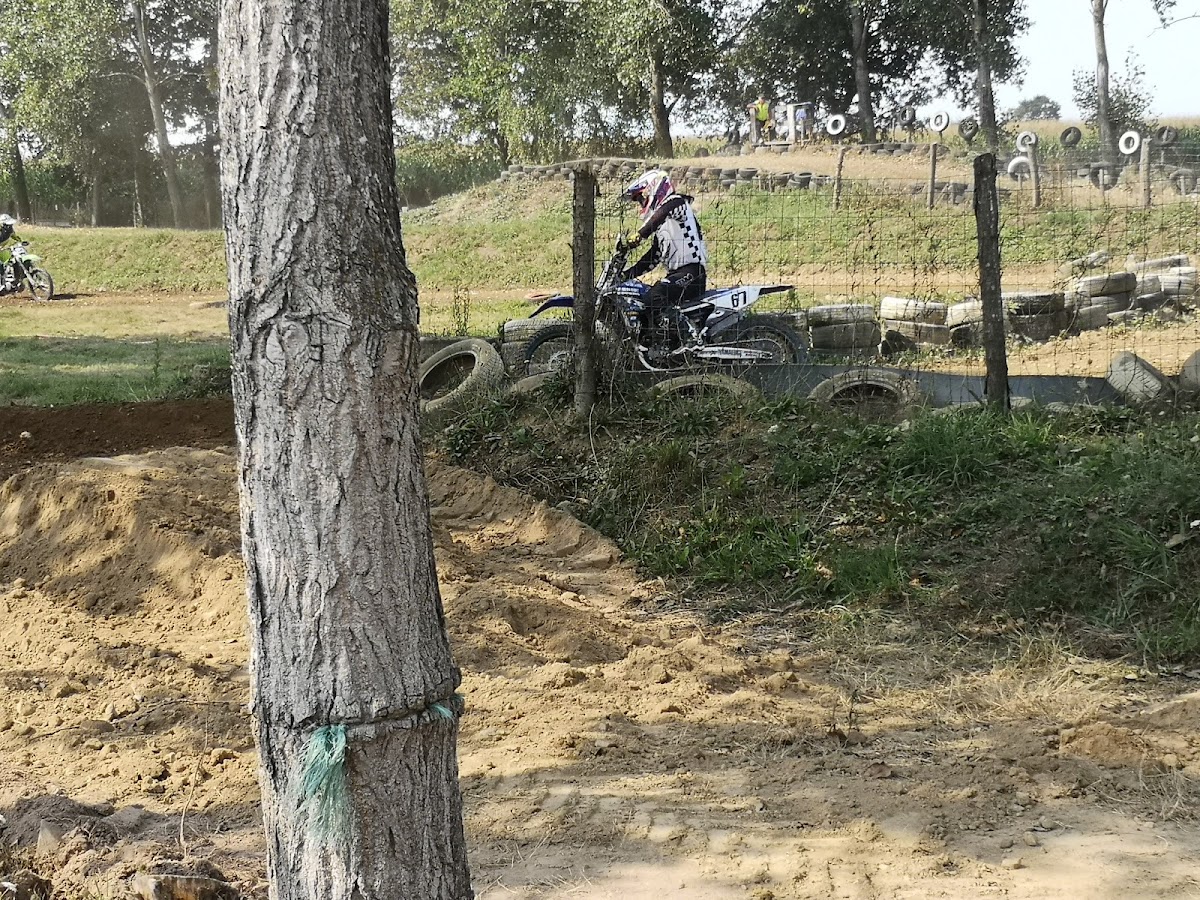 Terrain de motocross à Conquereuil — photo 4