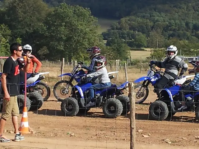 Terrain de motocross à Sichamps