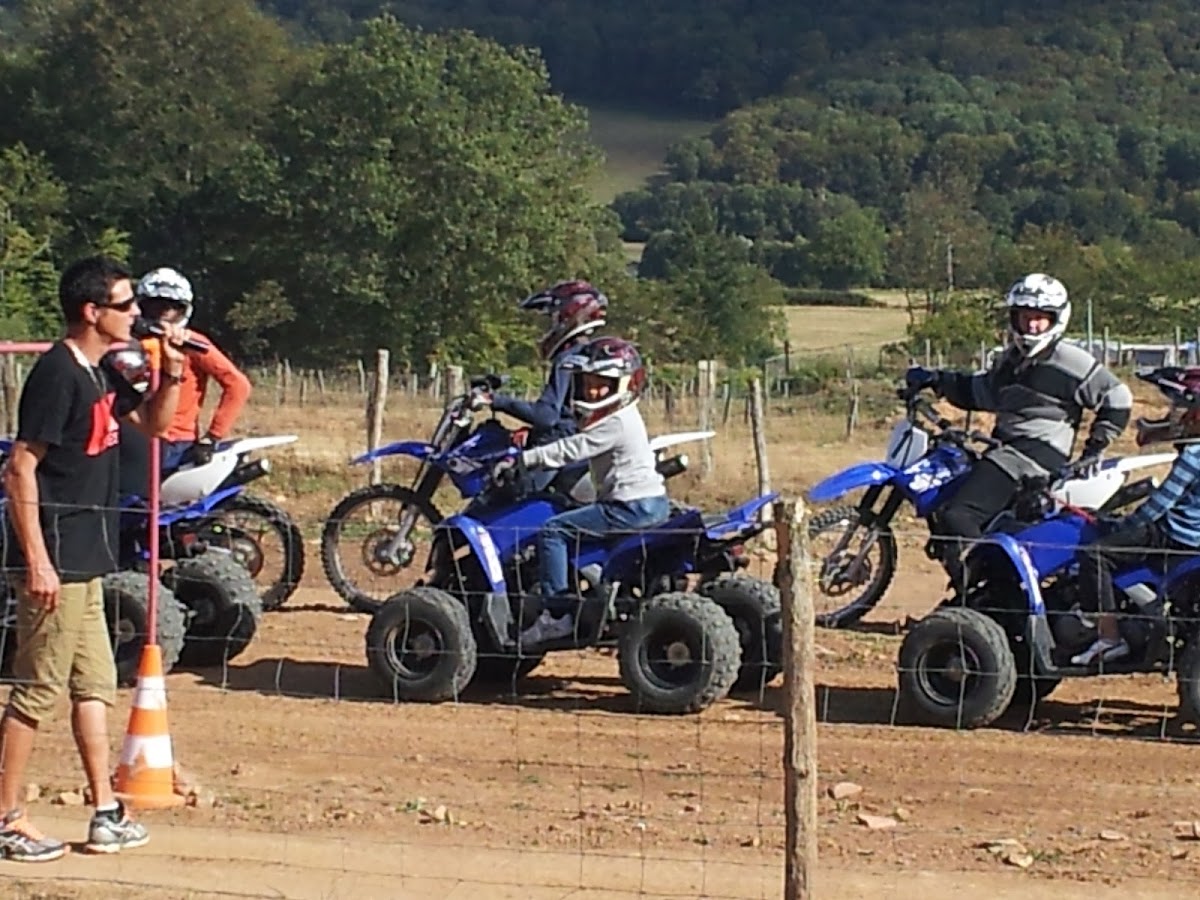 Terrain de motocross à Sichamps