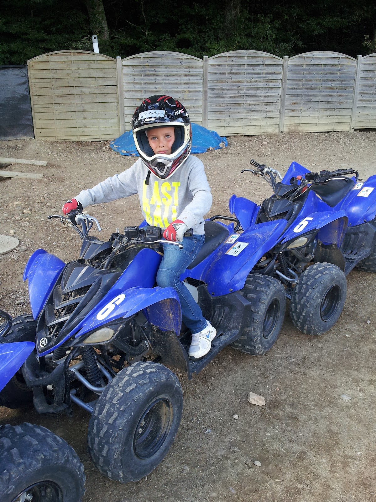 Terrain de motocross à Sichamps — photo 1