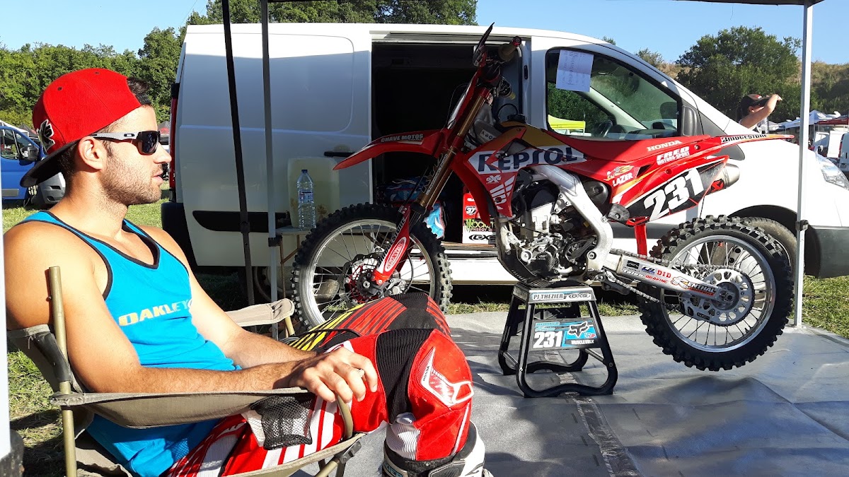 Terrain de motocross à Chanos-Curson — photo 2