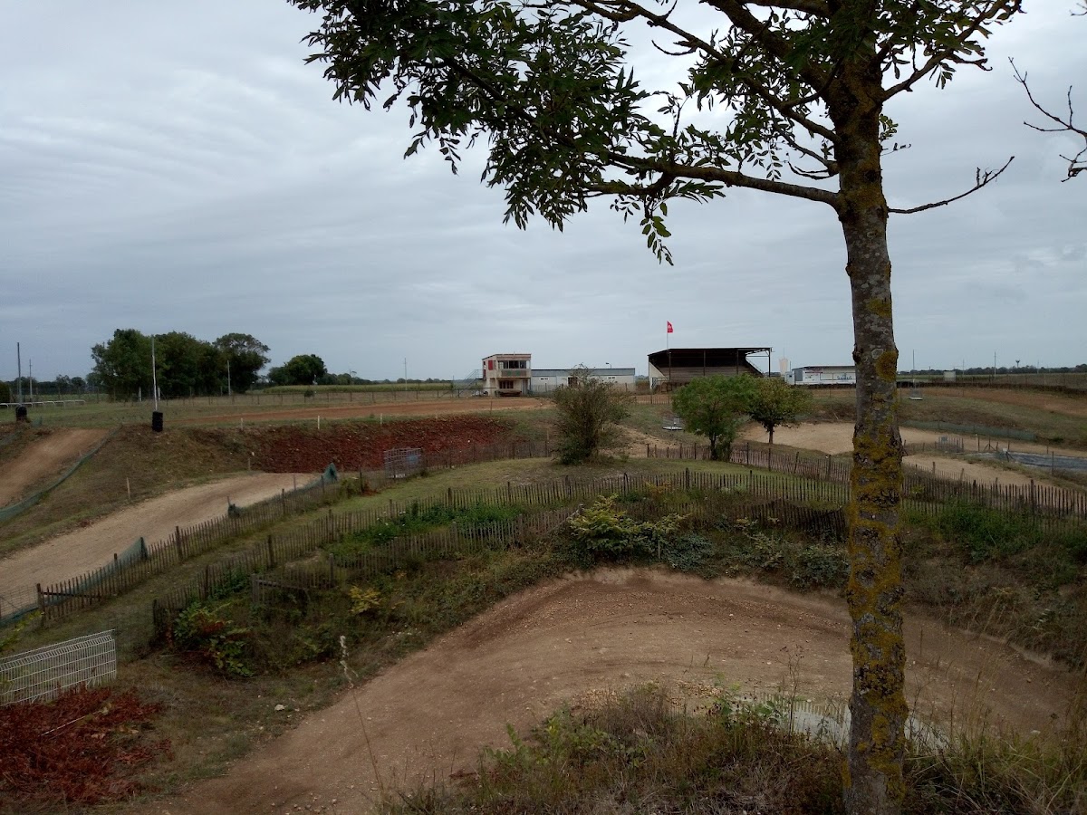 Terrain de motocross à Surgères