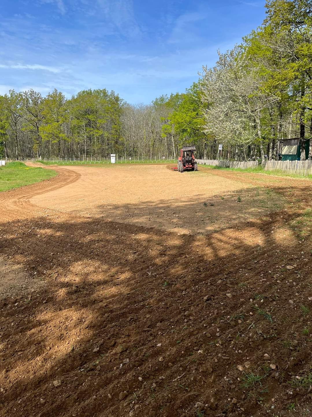 Terrain de motocross à Rochechouart — photo 1