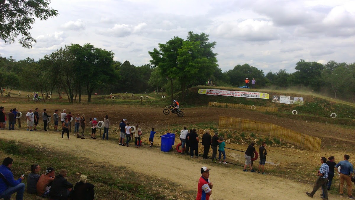 Terrain de motocross à Télégraphe