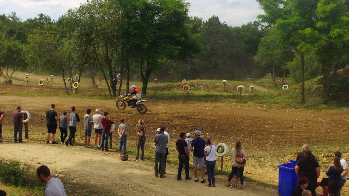 Terrain de motocross à Télégraphe — photo 1