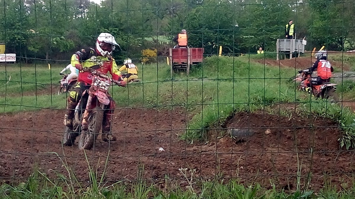 Terrain de motocross à Sévérac