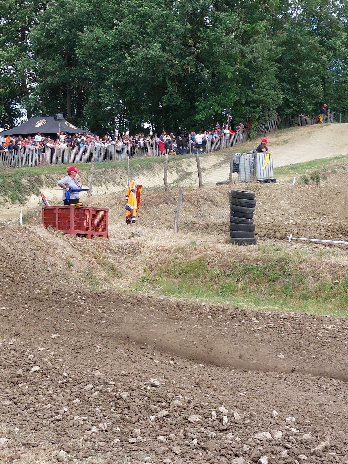 Terrain de motocross à Saint-Laon — photo 2